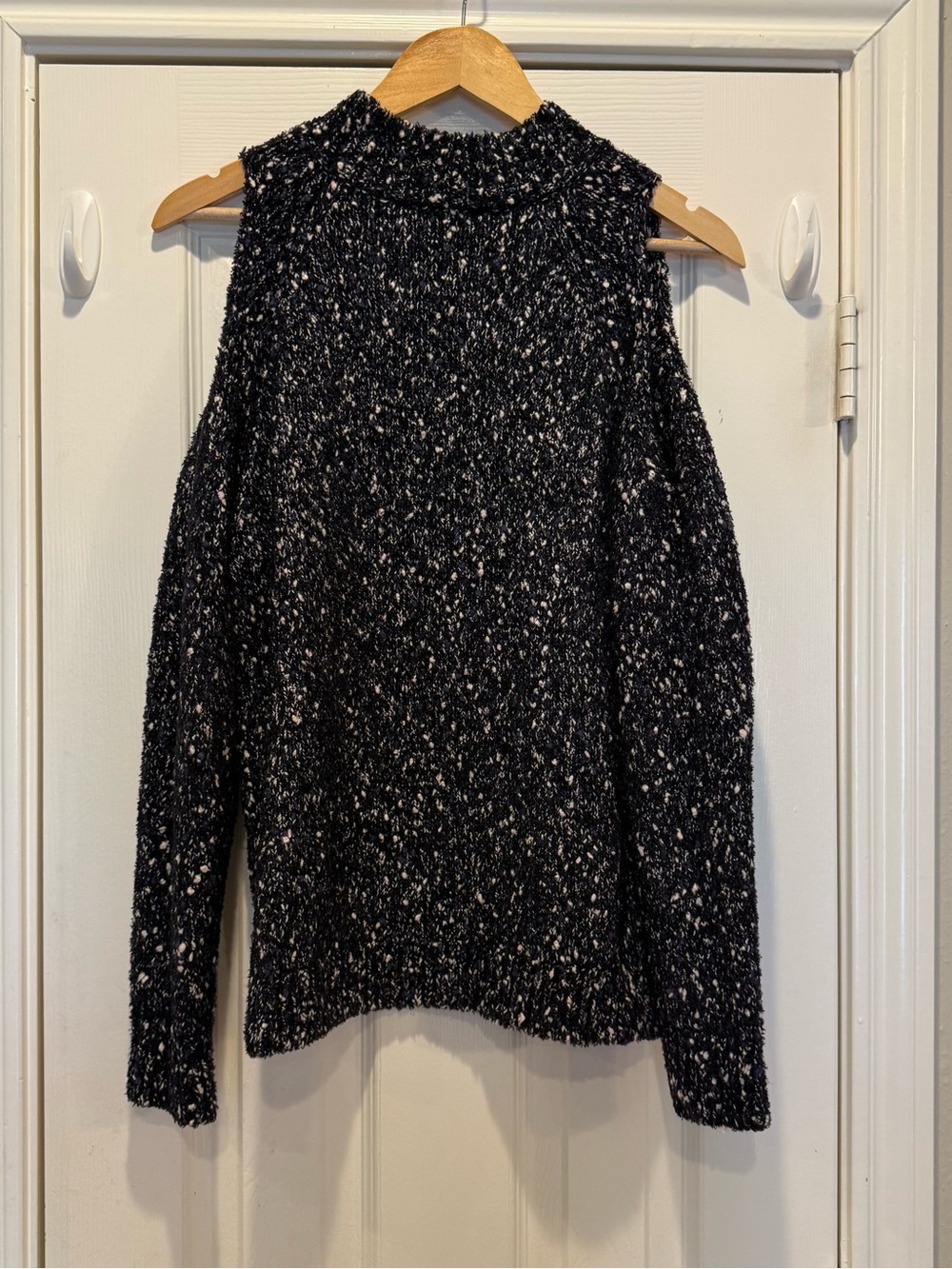 Rebecca Taylor Chunky Knit Sweater Cold Shoulder Dark Feminine Edgy Size Medium - Picture 3 of 6